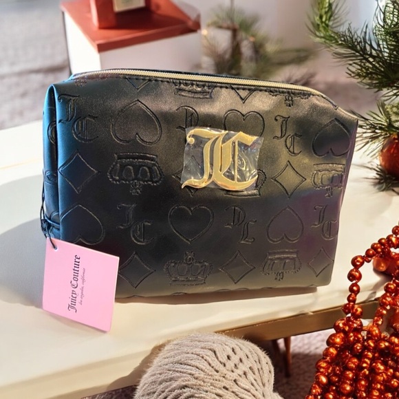 🍀Juicy Couture Nwt Black Logo Travel Cosmetic Bag - Picture 1 of 6